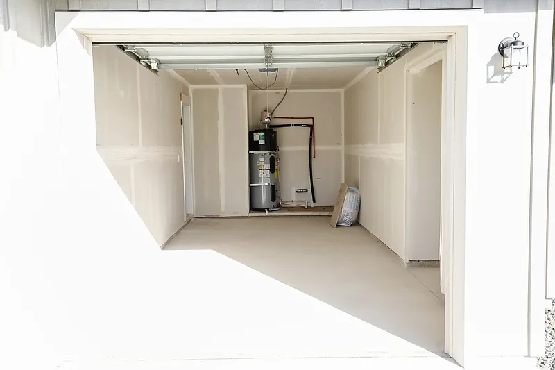 3 bed, 2.5 bath, $2,195 — Photo 4