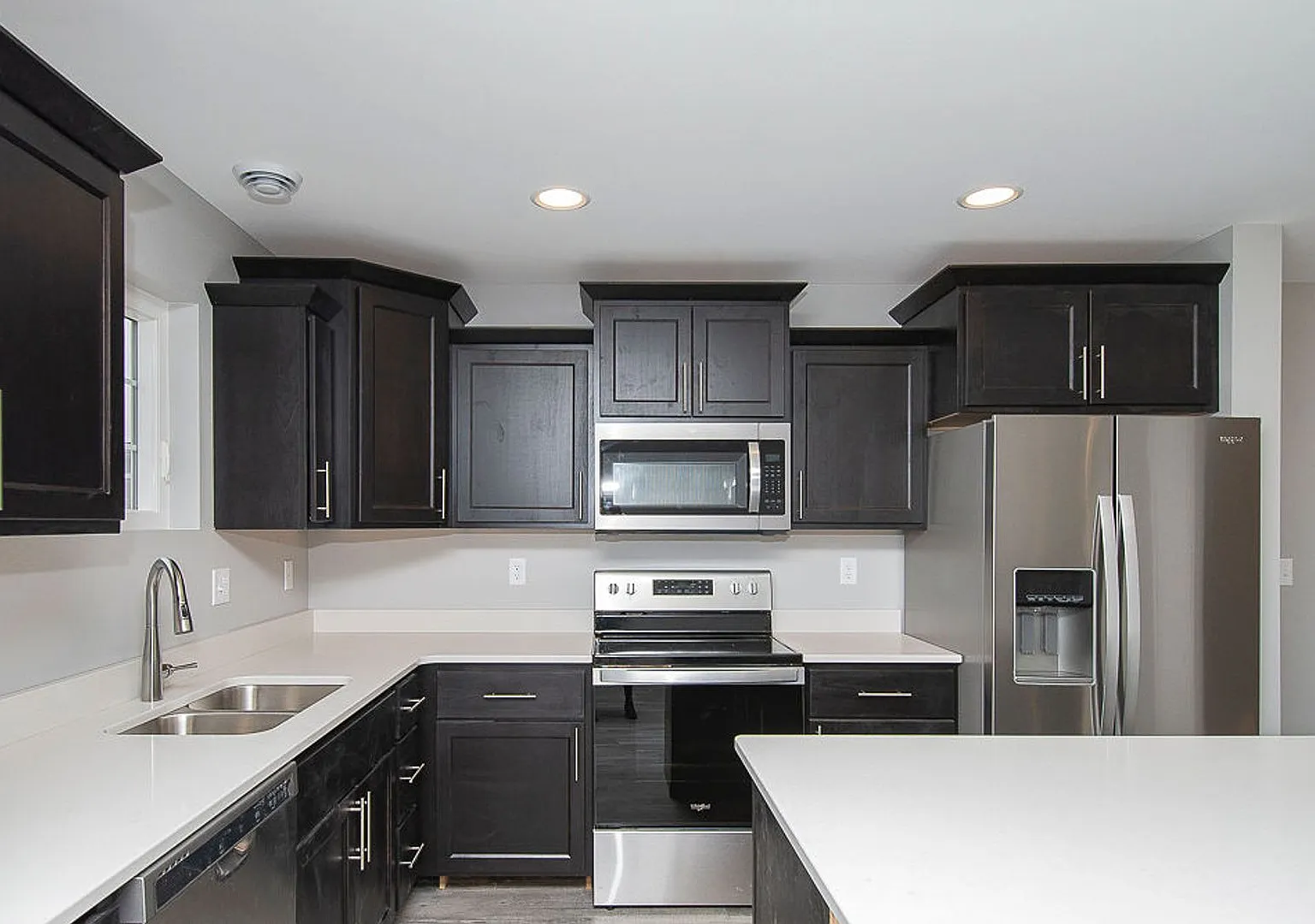 Luxury Living in a Private Community - including Lawncare and Snow Removal! — Photo 2