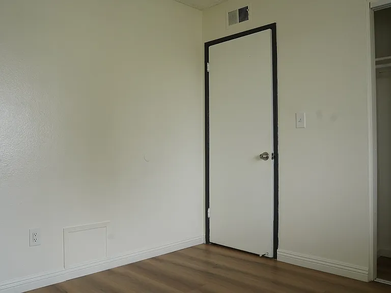 12149 Alondra Blvd — Photo 12