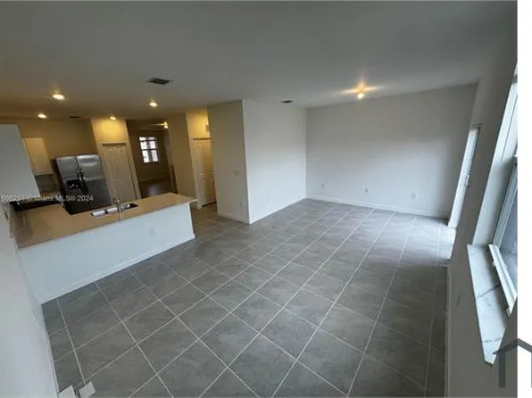 12349 NW 24th Pl, Miami, FL 33167