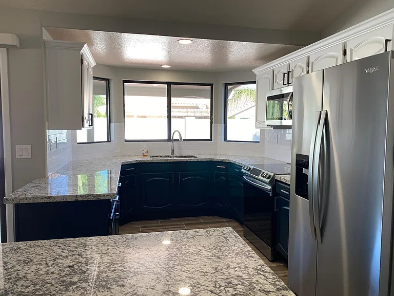 10938 W Bermuda Dr — Photo 10
