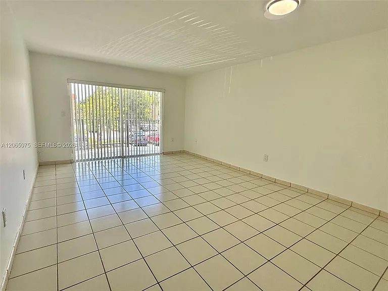 5201 NW 7th St #202 — Photo 3