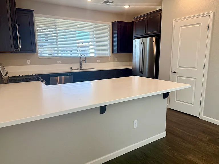 1864 Pollock Way — Photo 7