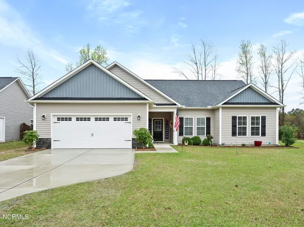 118 Waterford Way, Maysville, NC 28555