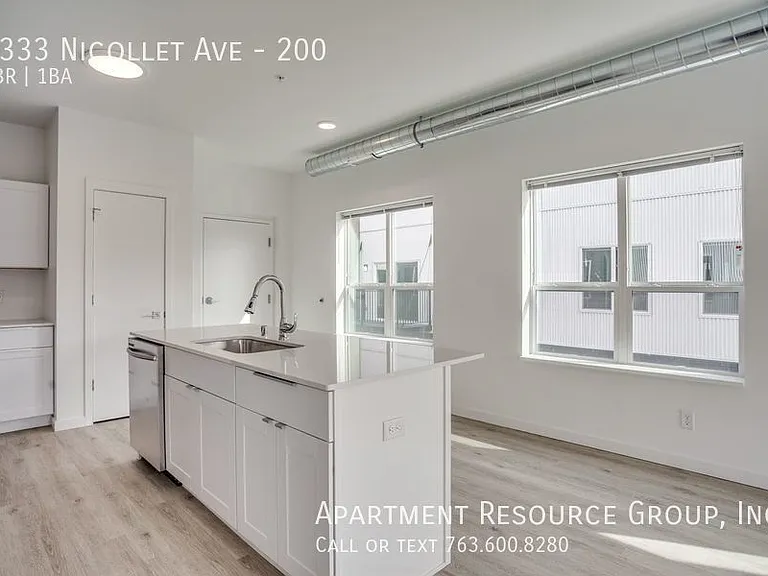 3333 Nicollet Ave S #200 — Photo 17
