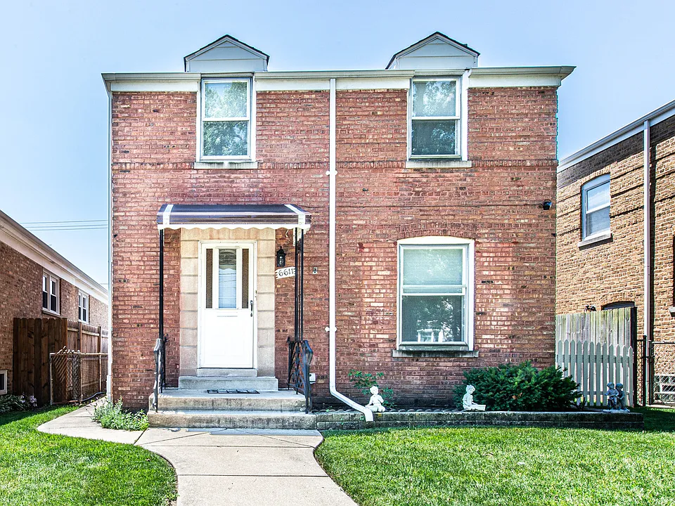 6611 W Foster Ave