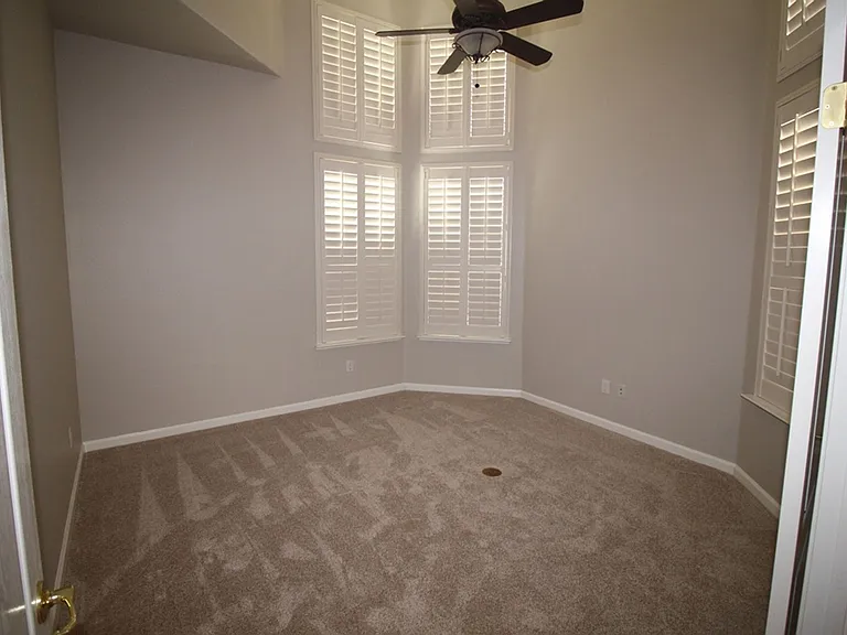 795 Heritage Ave — Photo 11
