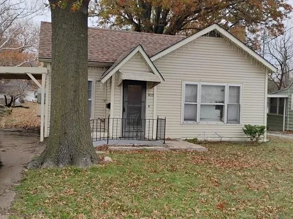 502 S Summit St, Girard, KS 66743