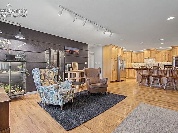 3rd image of 3508 Alpine Pl