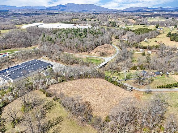 3rd image of 0 Springhouse Ln Lot 1
