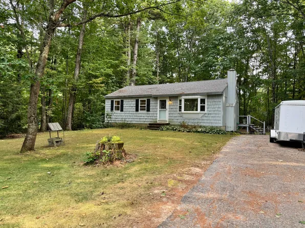 33 Albert Circle, Buxton, ME 04093