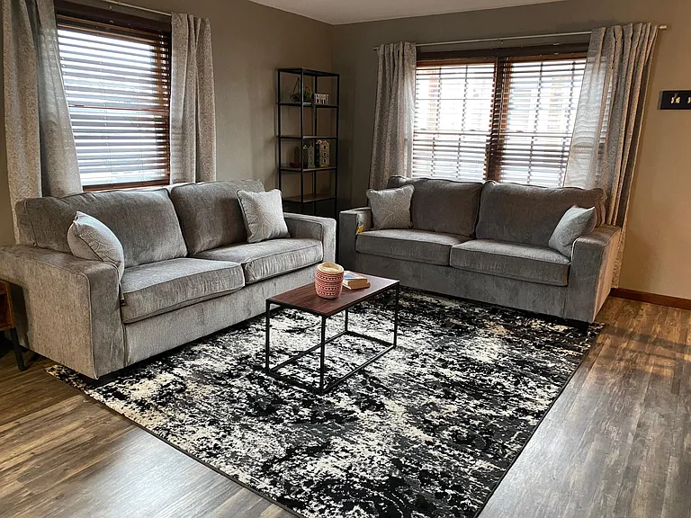 915 Oakcrest St #16 — Photo 8