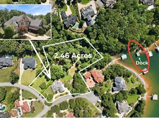 5359 Point South Dr, Gainesville, GA 30504