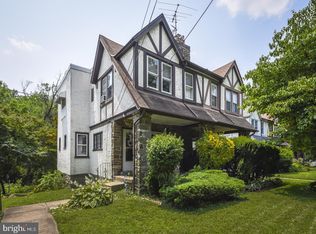 372 E Church Rd, Elkins Park, PA 19027