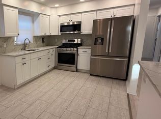 64 Isabella Ave FLOOR 2, Bayonne, NJ 07002