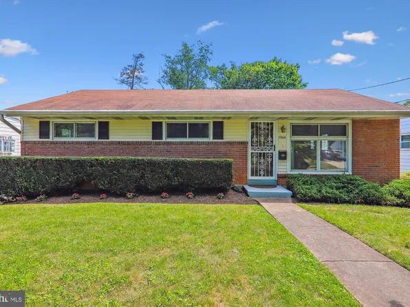 1904 Lewis Ave, Rockville, MD 20851