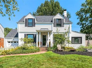 3 Colonial Ct, Saint Louis, MO 63124