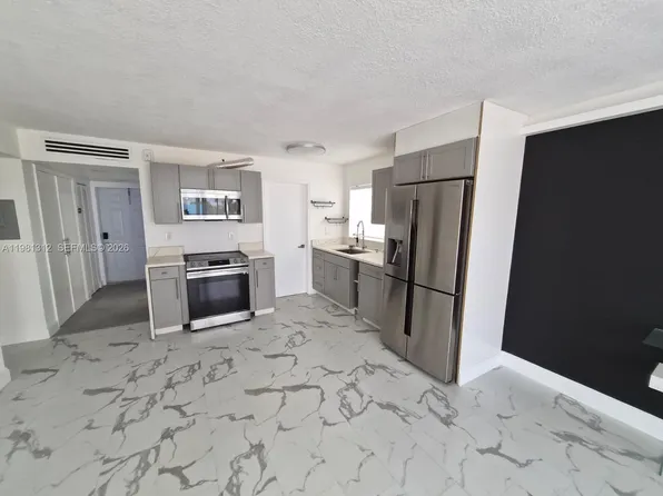 16410 Miami Dr APT 304, North Miami Beach, FL 33162