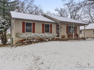 720 Oakhurst Ave NW, Grand Rapids, MI 49504