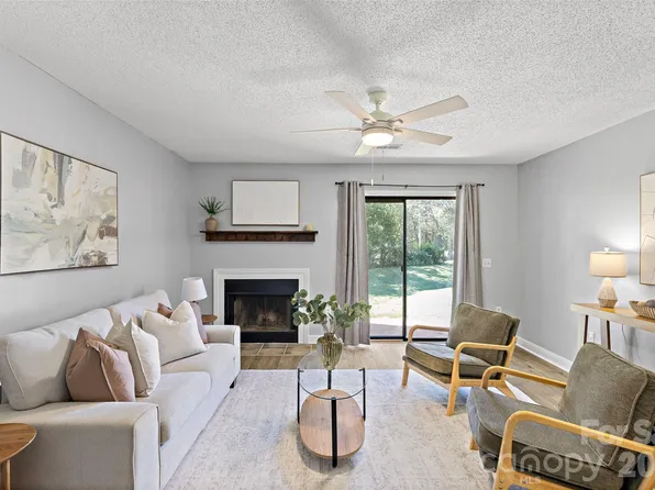 3009 Heathstead Pl APT J, Charlotte, NC 28210