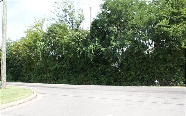 2nd image of 5177 Mount View Rd