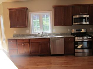 844 Main St, Bolton, MA 01740