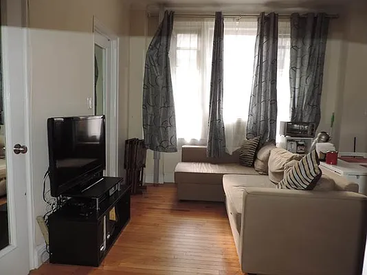 Rented by Beekman Street Realty | media 22