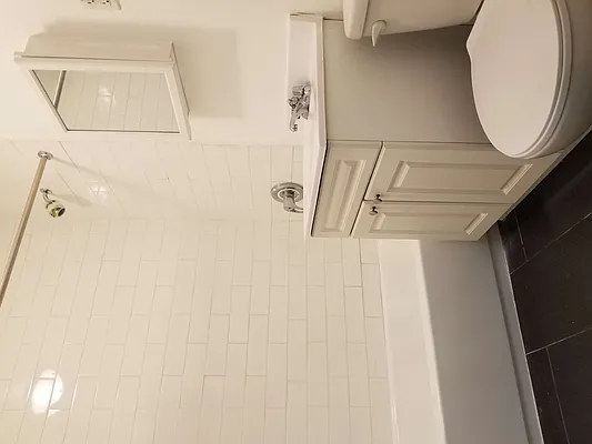 Rented by Bruma Realty LLC | media 15