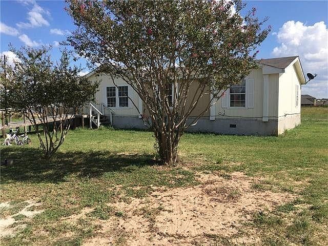 1st image of 700 Horseshoe Dr