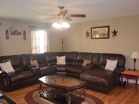 4th image of 804 Thorn Trace Dr