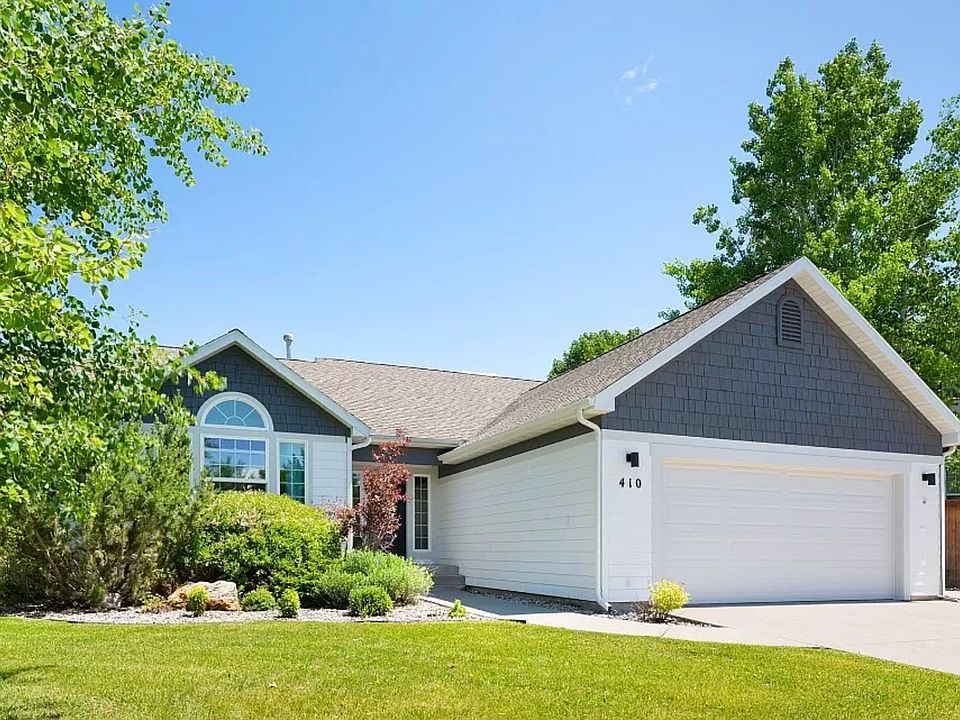 1st image of 410 Oxford Dr