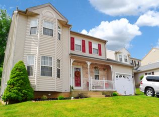 721 Springton Cir, Upper Chichester, PA 19014