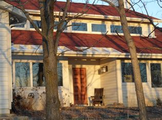 2394 Peters Rd, Ann Arbor, MI 48103