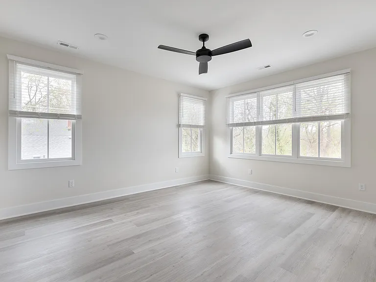 804 Shepherd St — Photo 17