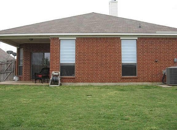 3rd image of 1711 Wild Deer Way