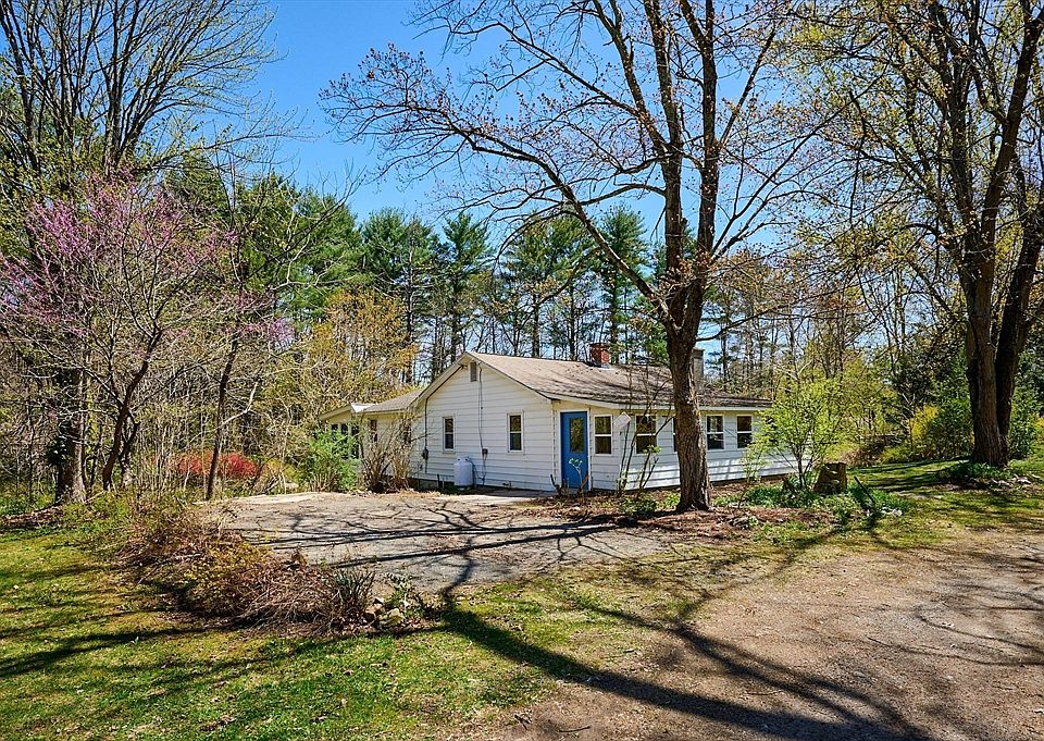 1st image of 7 Pine Valley Rd