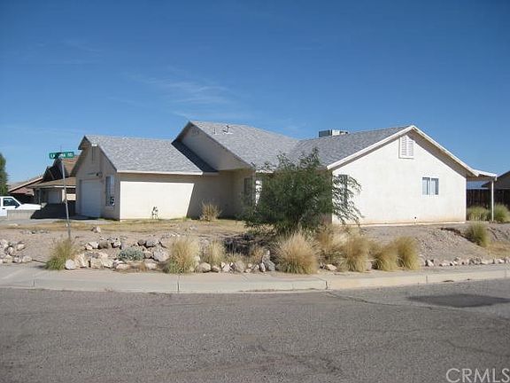2nd image of 2199 Casa Linda St