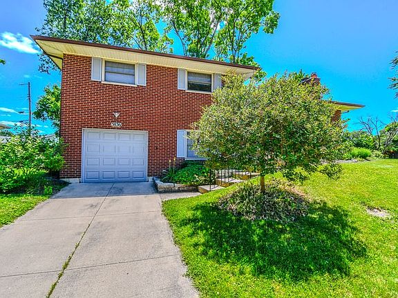 3rd image of 3836 Benfield Dr