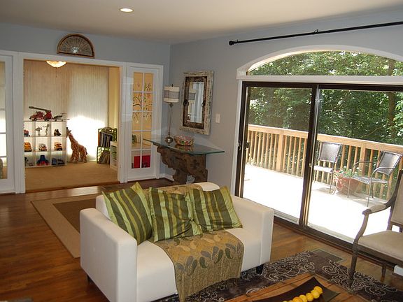 Living Room to Bonus Room