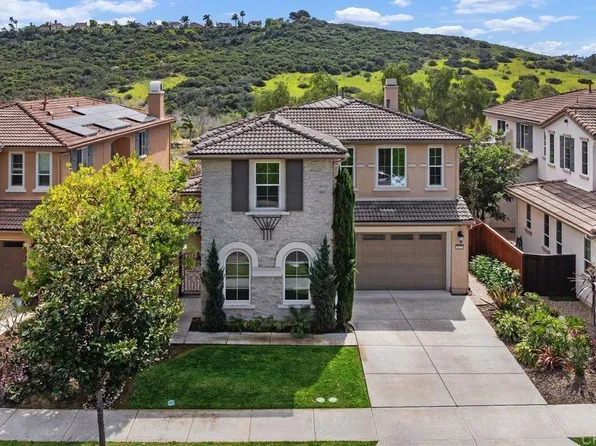 2429 Mica Rd, Carlsbad, CA 92009
