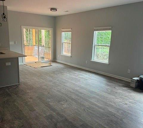3rd image of 208 E 15th St