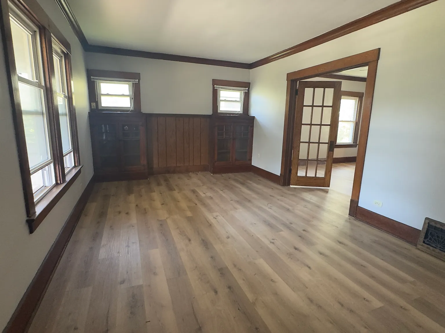 2 bed, 1154 sqft, $850 — Photo 2