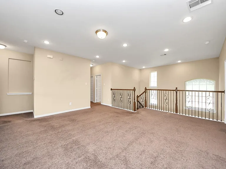 27419 Canyon Reach Dr — Photo 33
