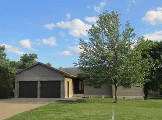 104 W Glendale Dr, Clinton, MO 64735