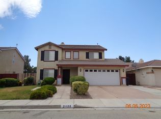 2128 Westpark Dr, Rosamond, CA 93560