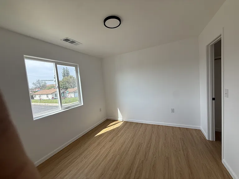 112 NW 5th Ave #A — Photo 10