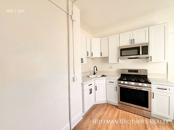 3rd image of 617 S Soto St #1