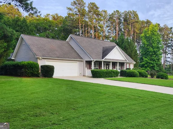 211 Raventree Ln, Griffin, GA 30224