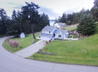1085 NE Pennington Loop, Coupeville, WA 98239