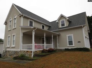 200 Whiteplains Ct, Gilbert, SC 29054